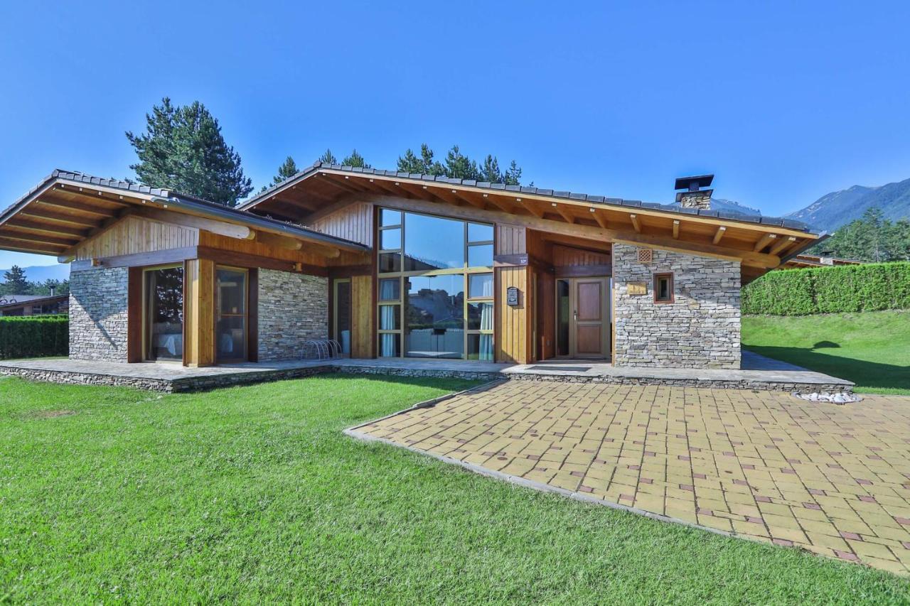 Luxury Chalets Pirin Golf & Country Club Bansko Luaran gambar
