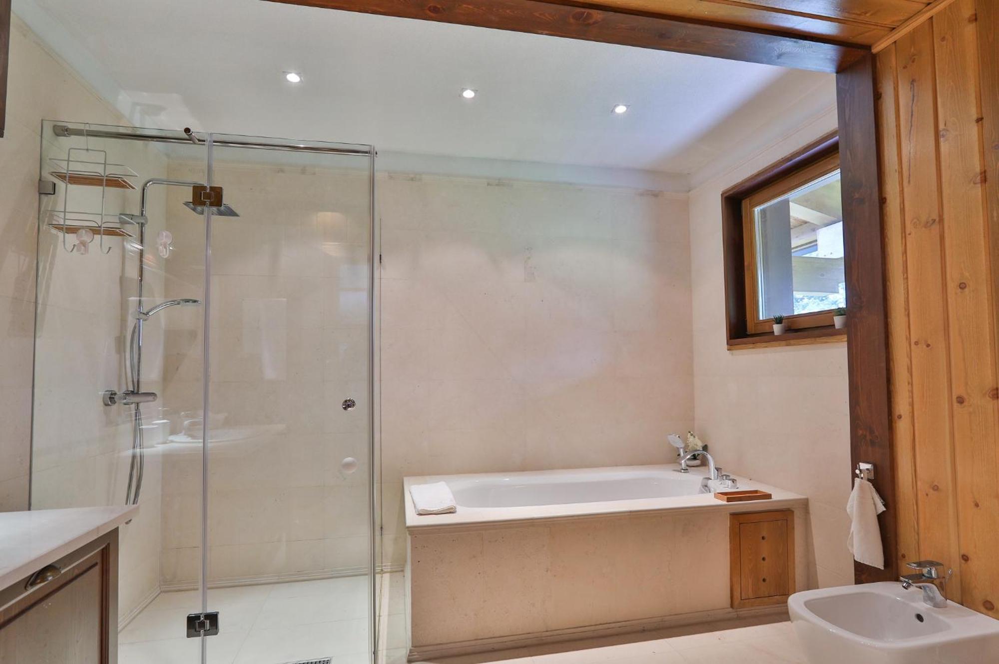 Luxury Chalets Pirin Golf & Country Club Bansko Bilik gambar