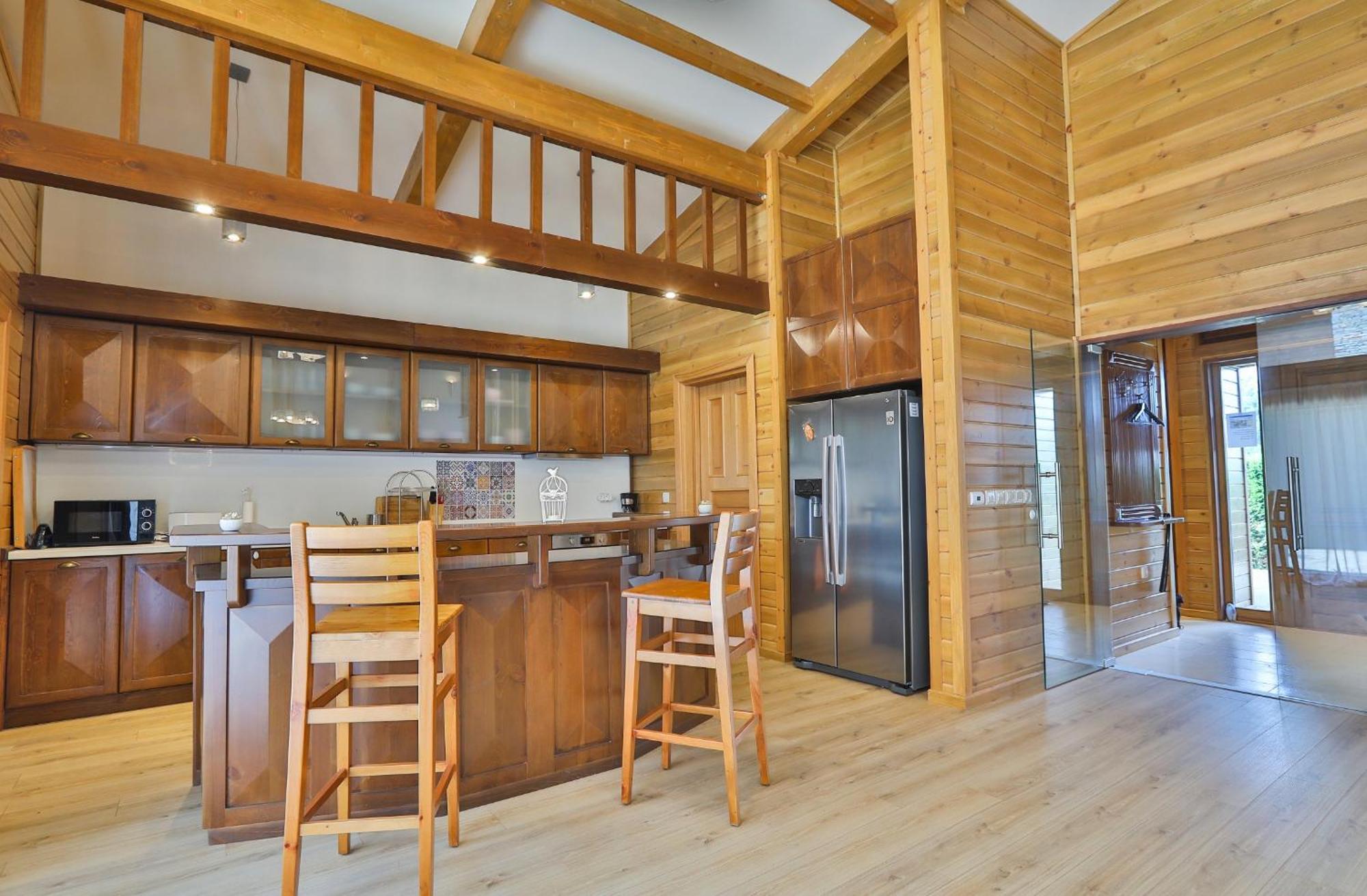 Luxury Chalets Pirin Golf & Country Club Bansko Bilik gambar